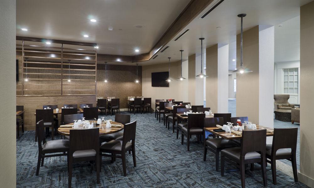 Delta Hotels By Marriott Helena Colonial Екстериор снимка