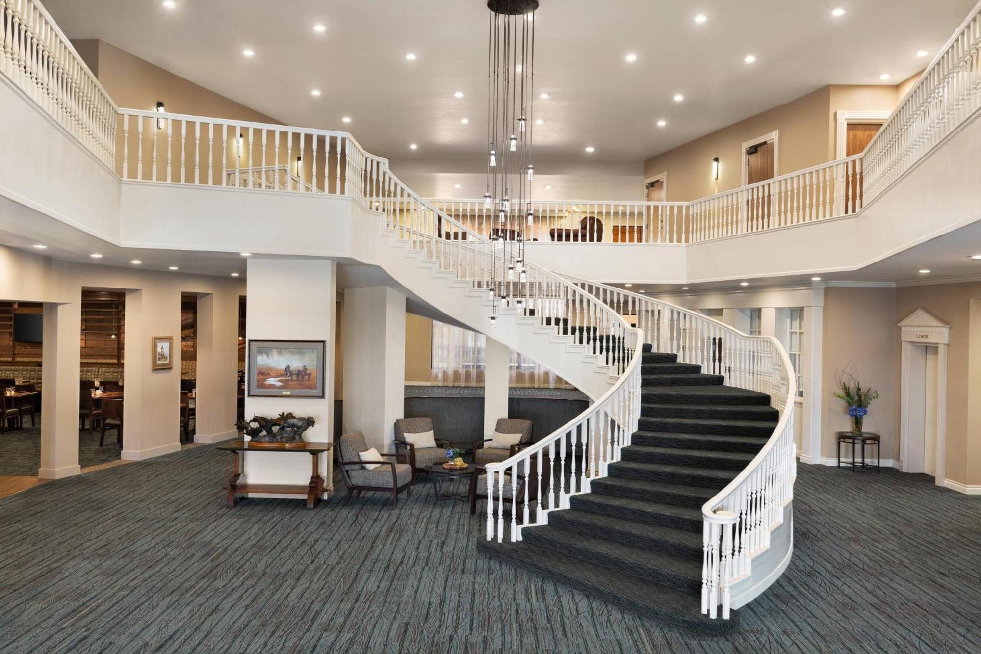 Delta Hotels By Marriott Helena Colonial Екстериор снимка