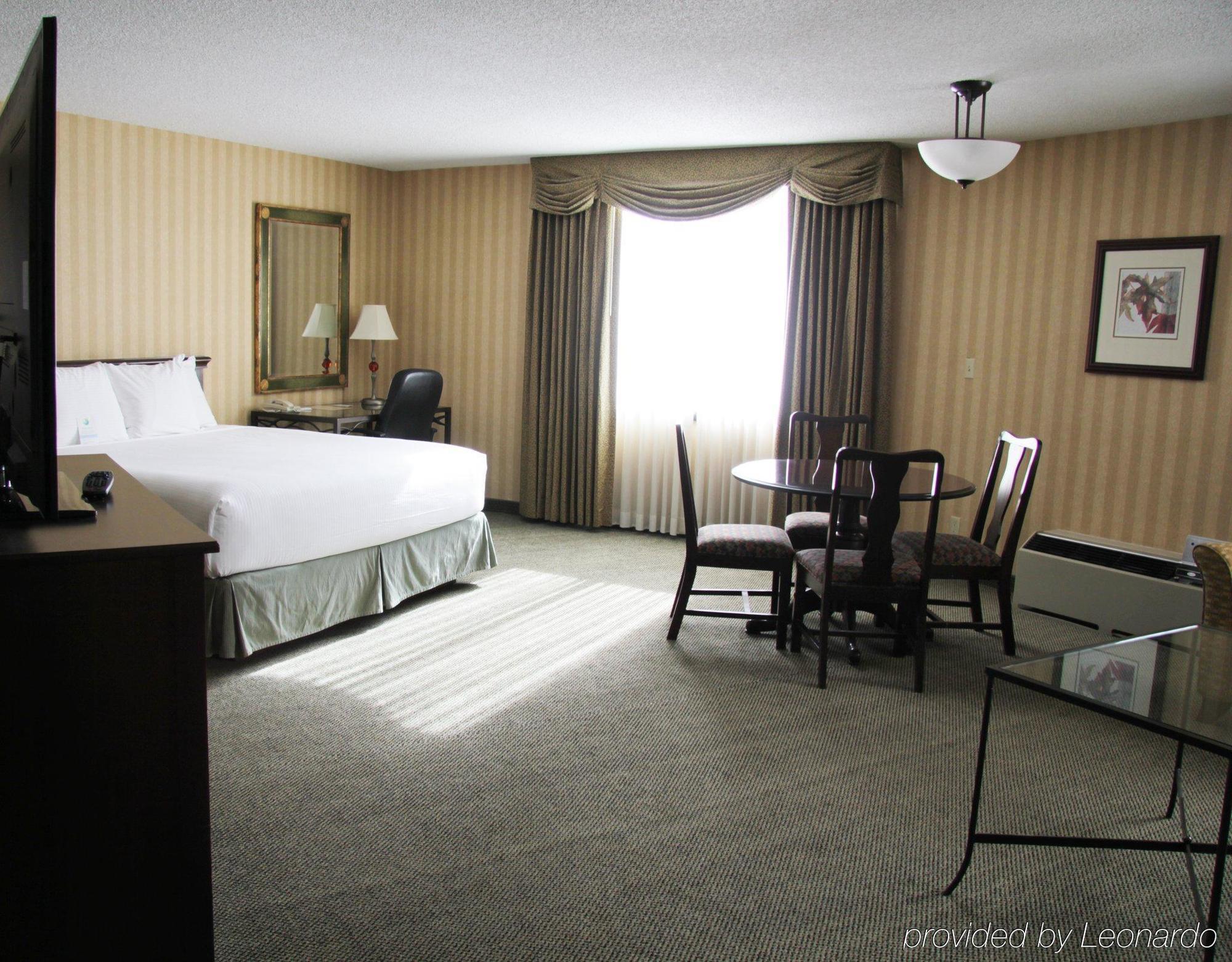Delta Hotels By Marriott Helena Colonial Екстериор снимка